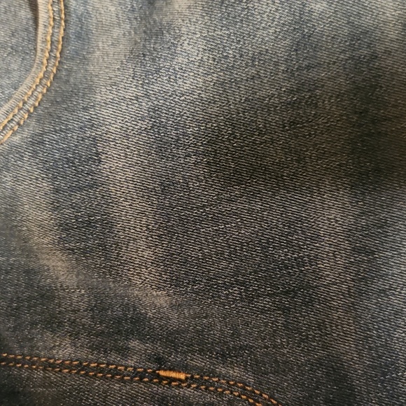 Shorts - Picture 8 of 11